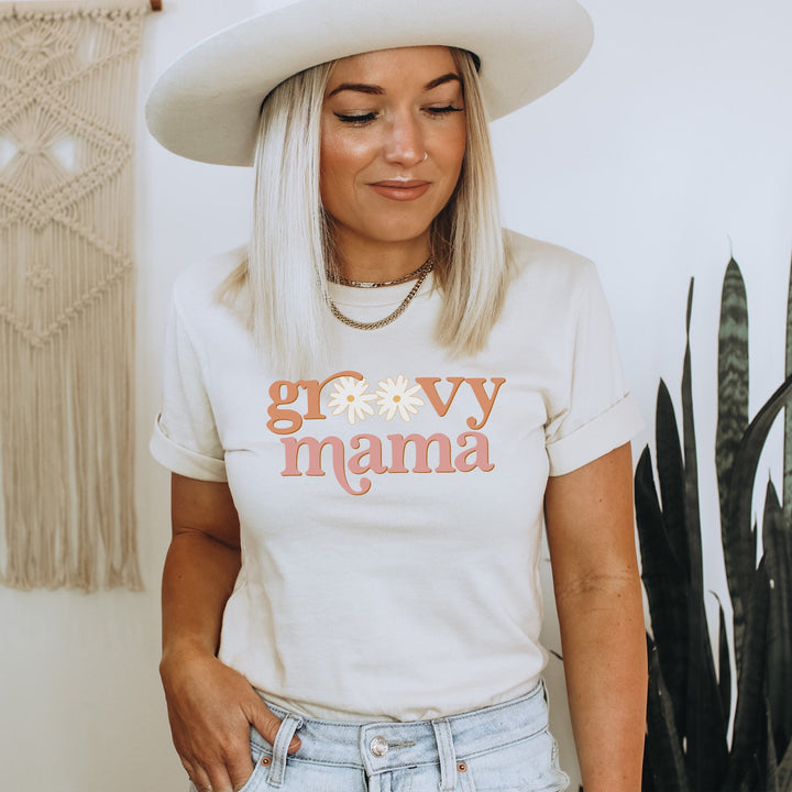 STEVIE Groovy Mama T Shirt